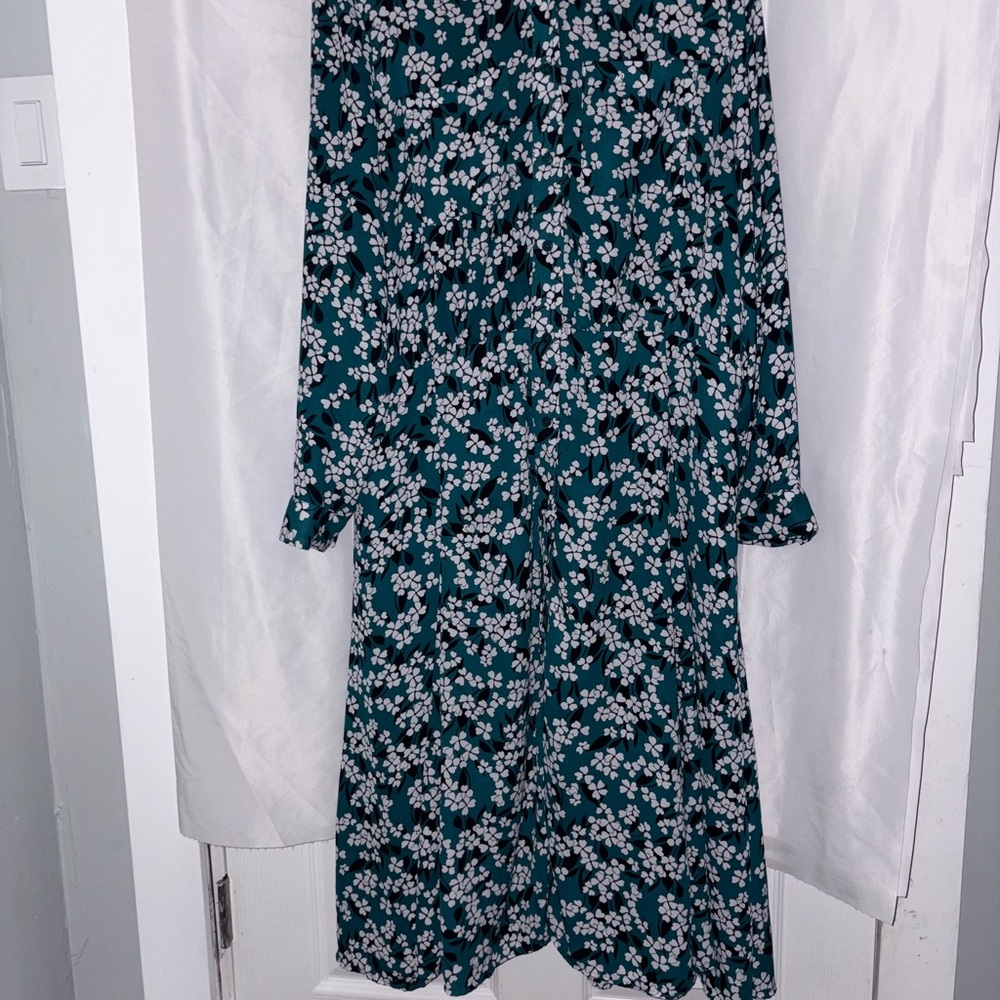 Who What Wear Blue and Black Bishop Sleeve Sundress